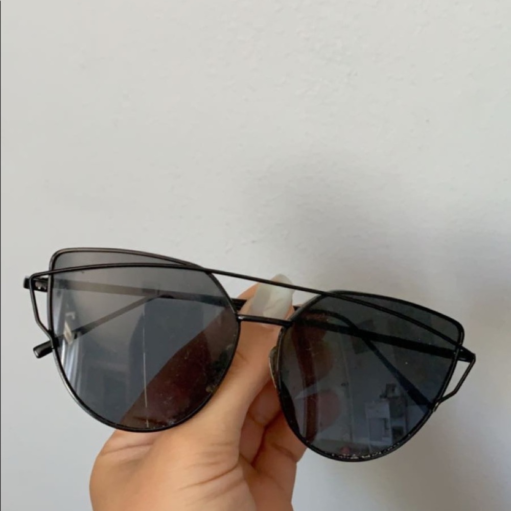 black double ringed sunglasses